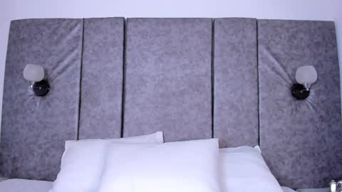 thara webstter online show from April 14, 11:49 am