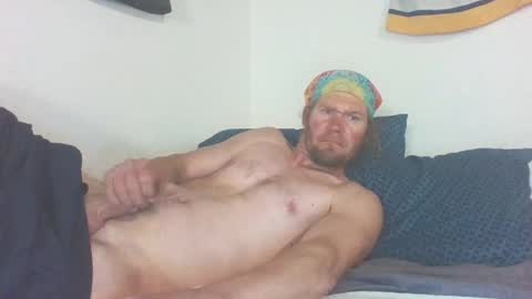 Snapshot of that1dude09 chatting on April 13, 5:02 am that1dude09 online show from April 13, 5:02 am