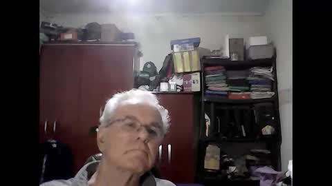 Snapshot of thataco chatting on May 18, 2:07 am thataco online show from May 18, 2:07 am