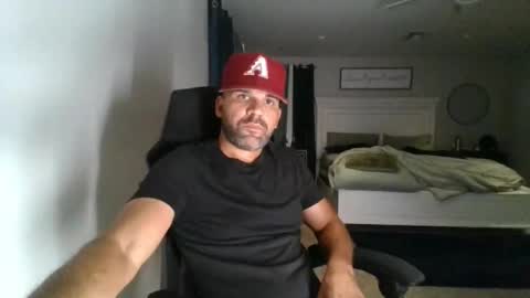 Snapshot of thatazguyaz chatting on November 14, 2:43 am thatazguyaz online show from November 14, 2:43 am
