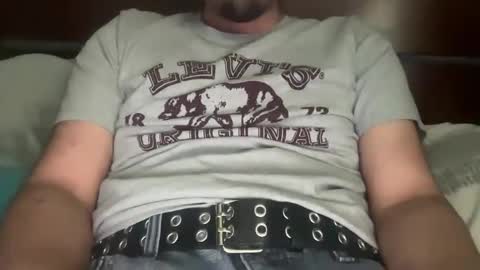 thatboi_g online show from April 9, 8:14 pm