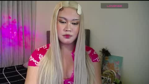 NOEY online show from March 5, 10:21 pm