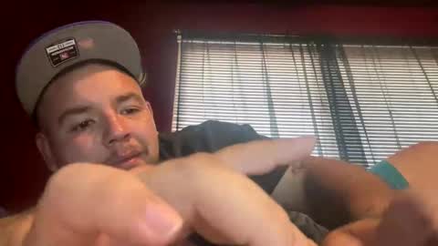 Snapshot of thatguymichael93 chatting on September 26, 7:18 pm thatguymichael93 online show from September 26, 7:18 pm