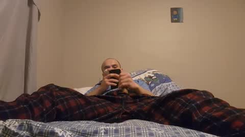 Snapshot of thatman1997655 chatting on January 18, 9:35 am thatman1997655 online show from January 18, 9:35 am