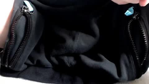 Snapshot of the1pocketrocket chatting on November 1, 12:51 pm the1pocketrocket online show from November 1, 12:51 pm