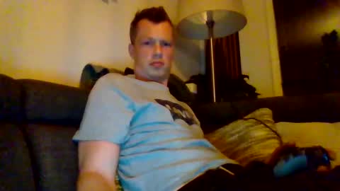 Snapshot of the___rocky200 chatting on April 30, 8:57 pm Dennis online show from April 30, 8:57 pm