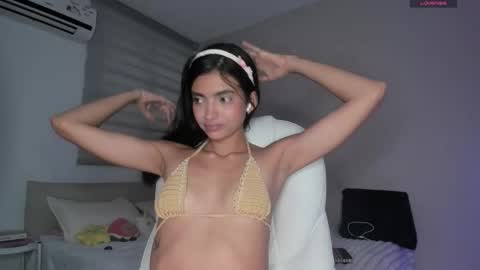 nina mirley online show from March 28, 11:04 pm