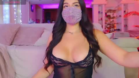 Snapshot of the__sabenna chatting on May 3, 3:51 pm Madina online show from May 3, 3:51 pm