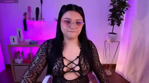 i am Cat  online show from February 10, 5:17 pm