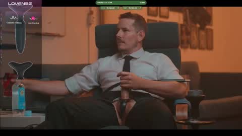 Snapshot of the_dilf chatting on October 3, 3:20 pm The DILF -  online show from October 3, 3:20 pm