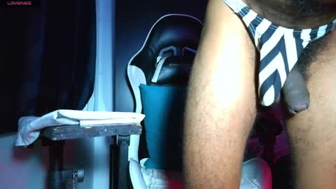 Snapshot of the_dog_lian chatting on May 2, 12:43 pm the dog lian online show from May 2, 12:43 pm
