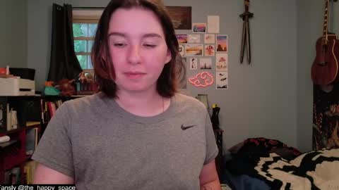 Snapshot of the_happy_space chatting on May 16, 11:36 pm MATERNITY LEAVE online show from May 16, 11:36 pm