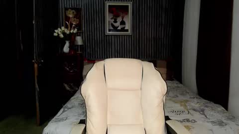 IG Lisa Avery Monroe online show from April 11, 12:31 pm