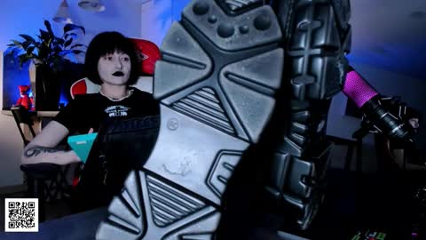 Goddess Misha online show from February 4, 9:09 pm