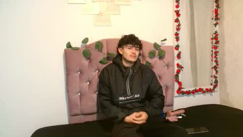 the_jonnes09 online show from January 9, 12:41 pm