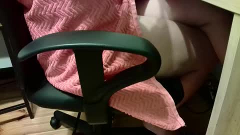 Stephan 34  Cassandra 25 online show from October 27, 10:14 pm