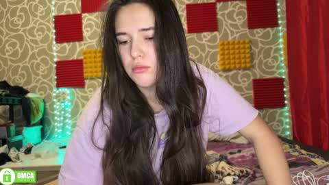 Alice online show from January 7, 6:45 pm