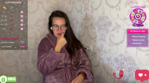 Alice online show from September 21, 9:00 am