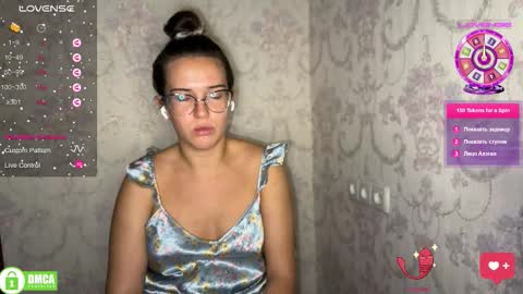 Alice online show from September 27, 9:31 pm