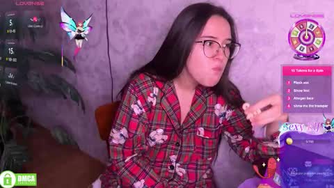 Alice online show from January 15, 9:07 pm