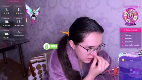 Snapshot of the_princese chatting on February 13, 4:25 pm Alice online show from February 13, 4:25 pm