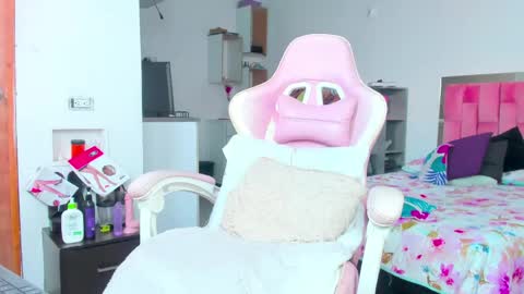 IGAleja queen1 online show from April 22, 1:45 pm