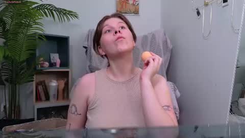 Snapshot of the_virg1n_marie chatting on June 28, 1:17 pm The Rosemarie I Wed FriSun 1 AM 9 AM EDT online show from June 28, 1:17 pm