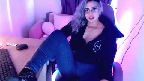 Snapshot of thea_aphros chatting on January 17, 8:56 pm Diosa Afrodita online show from January 17, 8:56 pm