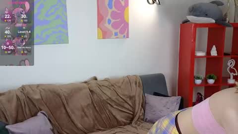 Snapshot of thea_quill chatting on March 29, 2:39 pm thea_quill online show from March 29, 2:39 pm