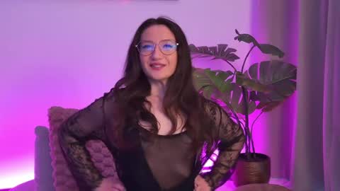 theamalekoo online show from April 16, 8:26 am