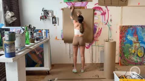 Arabella online show from April 17, 9:40 pm