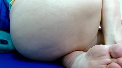 Snapshot of thebestpussyhairy chatting on December 16, 3:08 am    Karla    online show from December 16, 3:08 am