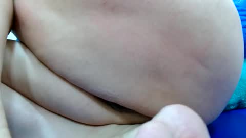 Snapshot of thebestpussyhairy chatting on December 19, 10:00 pm    Karla    online show from December 19, 10:00 pm