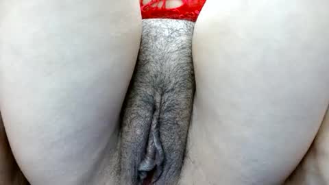 Snapshot of thebestpussyhairy chatting on January 27, 6:19 am    Karla    online show from January 27, 6:19 am