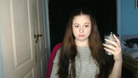 raissa online show from April 3, 5:11 pm