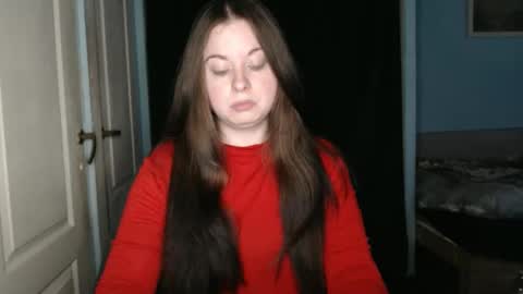 raissa online show from April 18, 7:07 pm