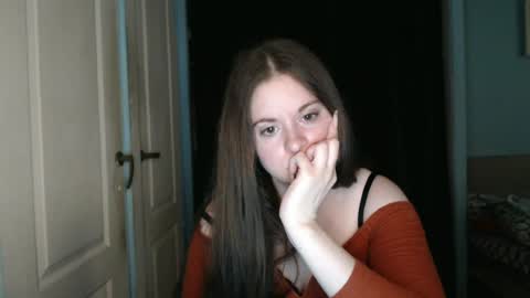 Snapshot of theblackdiamond194588 chatting on July 23, 3:32 pm raissa online show from July 23, 3:32 pm