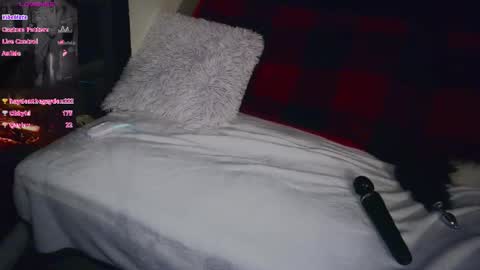 Thatcarrguyy online show from January 19, 7:12 am