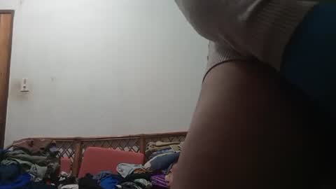 Snapshot of thecowboysex chatting on February 19, 5:38 am Andres  online show from February 19, 5:38 am