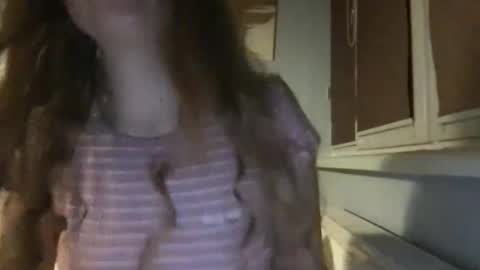 Snapshot of thecrystal chatting on February 25, 6:20 pm Crystal online show from February 25, 6:20 pm