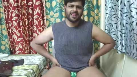 Snapshot of thecuteboyy chatting on May 22, 7:41 pm thecuteboyy online show from May 22, 7:41 pm
