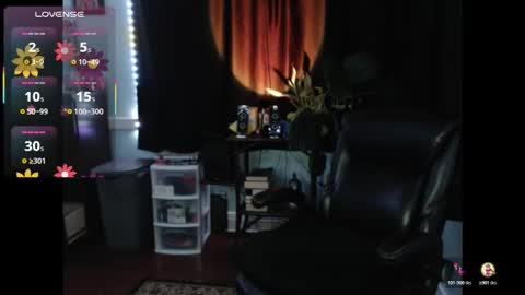 Snapshot of thedaisymoon chatting on November 3, 4:03 am thedaisymoon online show from November 3, 4:03 am