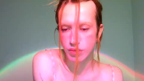 Yolanda online show from February 15, 4:34 pm