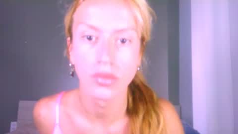 Snapshot of thedollxxxperience chatting on July 5, 2:29 am Yolanda online show from July 5, 2:29 am