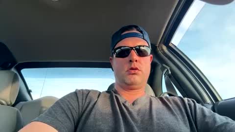 Carter Bates online show from November 20, 10:31 pm