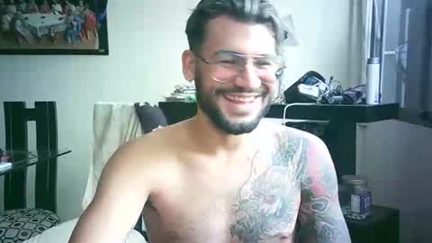 thedragonboyxxx online show from April 20, 7:15 pm