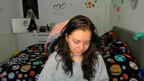 TheFarmergirl online show from March 6, 11:39 am