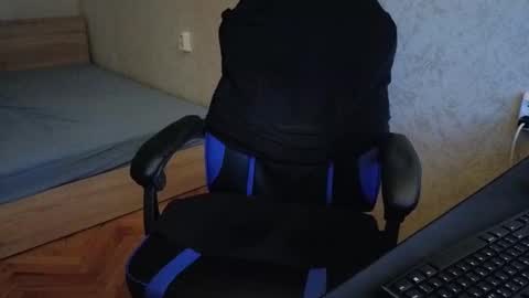 Snapshot of thefitgiant chatting on March 4, 10:38 pm Vince online show from March 4, 10:38 pm