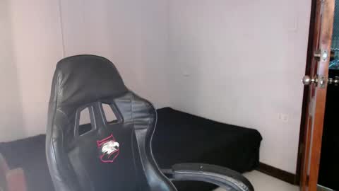 Jaycee online show from January 2, 4:56 pm