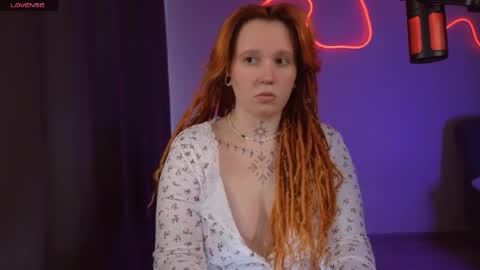 Moon online show from April 7, 10:59 am